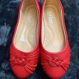 Link Red Dress Shoes with Pleated Design